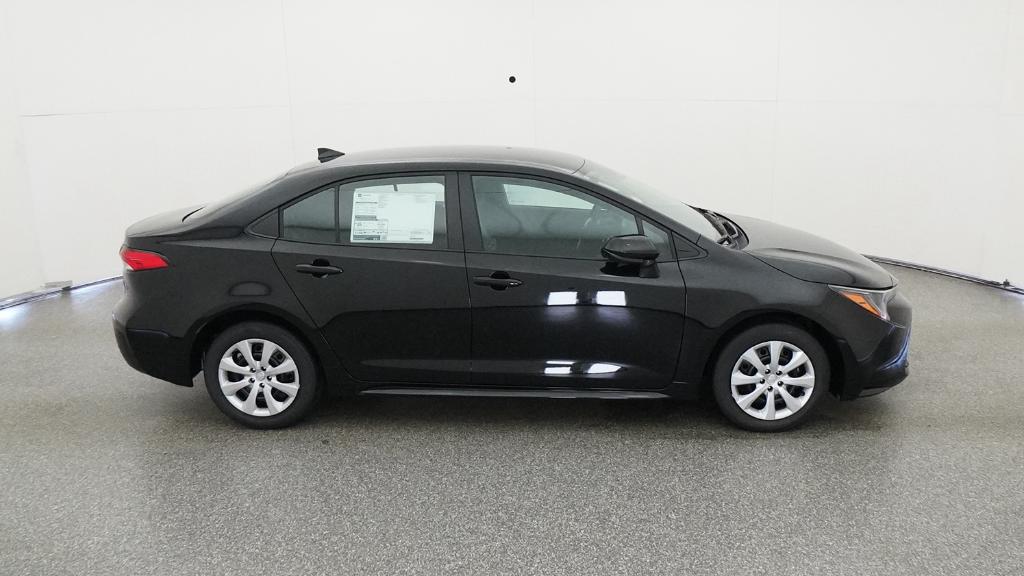 2025 Toyota Corolla LE photo 25