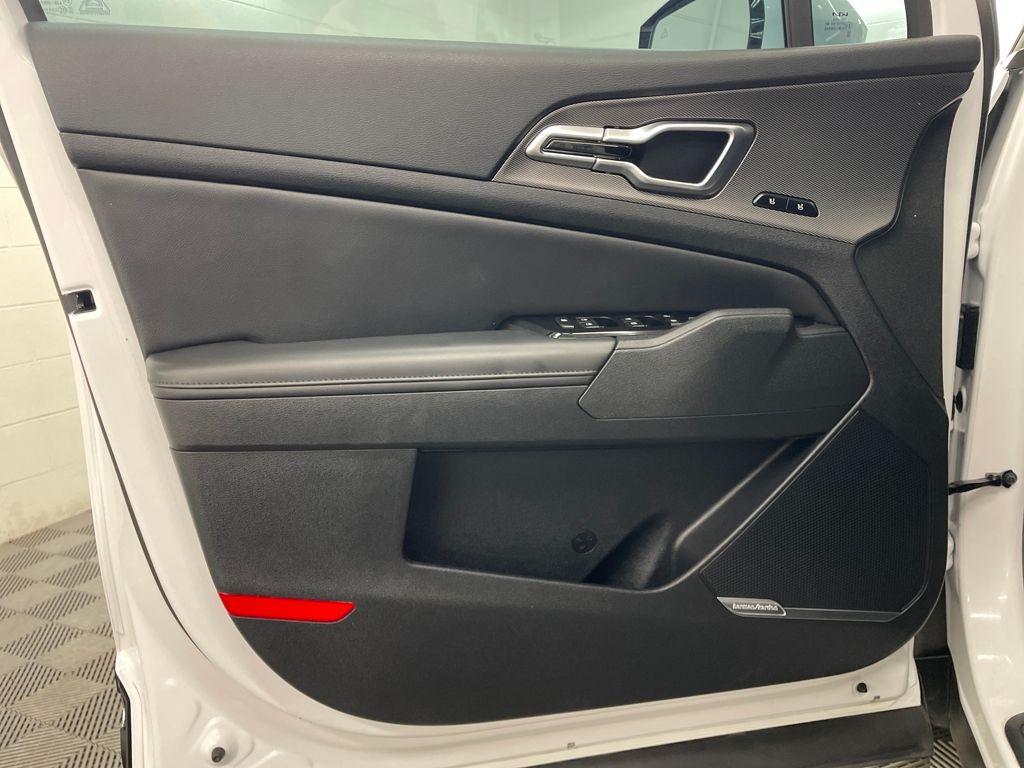 2023 Kia Sportage SX photo 19