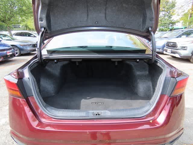 2023 Nissan Altima 2.5 SV photo 11