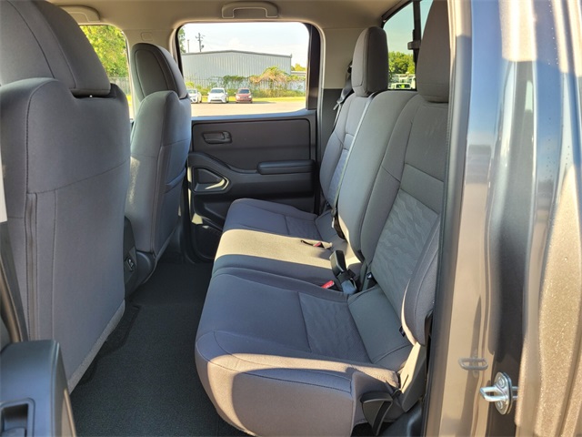 2026 Nissan Frontier S photo 11