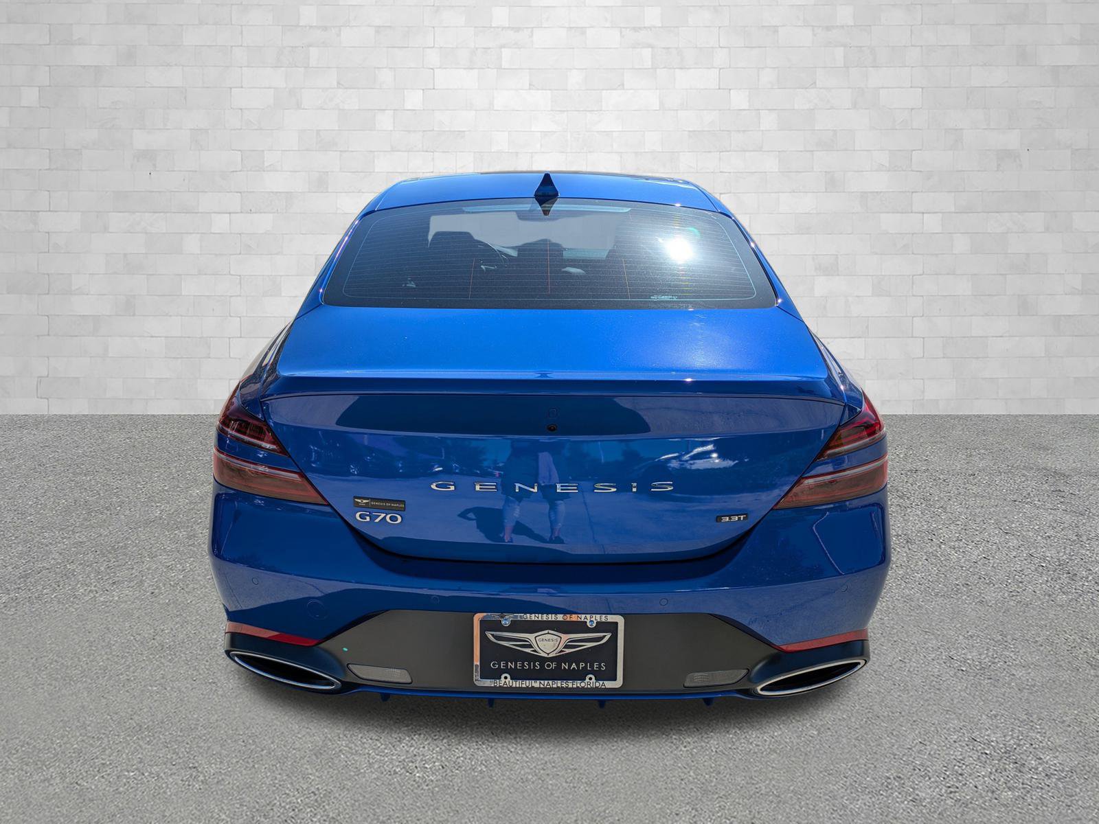 2023 Genesis G70 3.3T photo 3