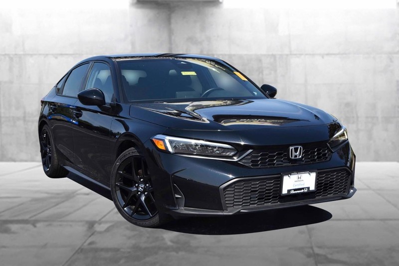 2025 Honda Civic Hatchback Sport photo 2