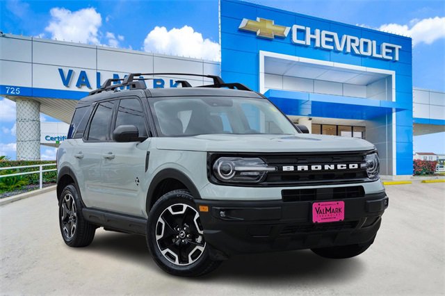 2023 Ford Bronco Sport Outer Banks's photo