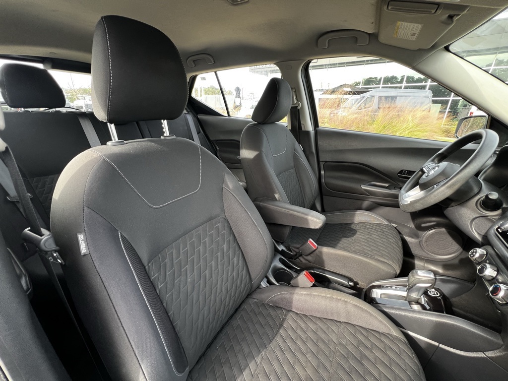 2021 Nissan Kicks S
