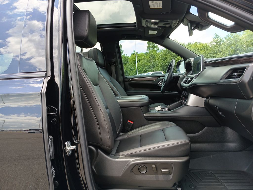 2023 Chevrolet Tahoe Z71 photo 28