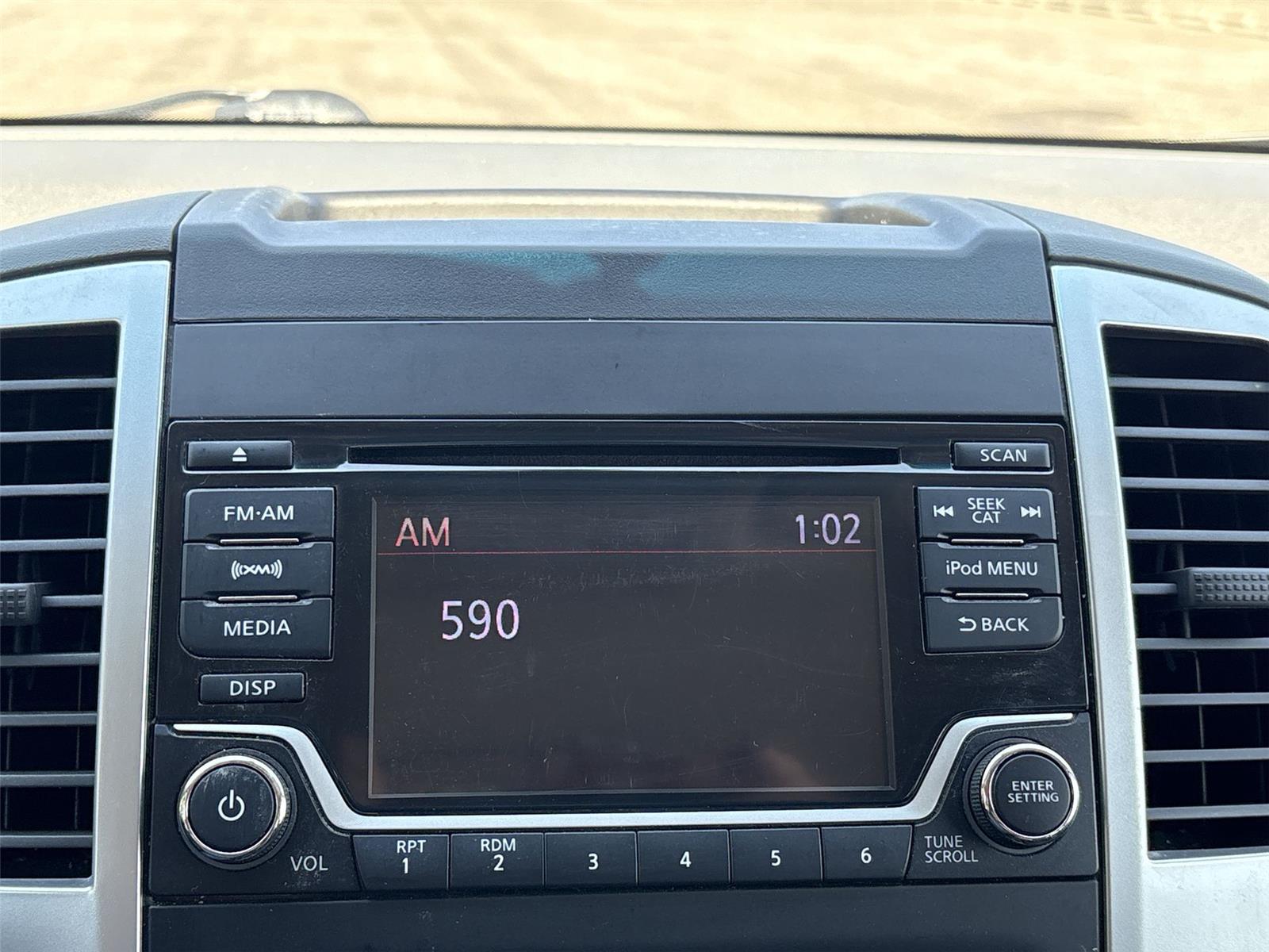 2018 Nissan Frontier Desert Runner photo 16