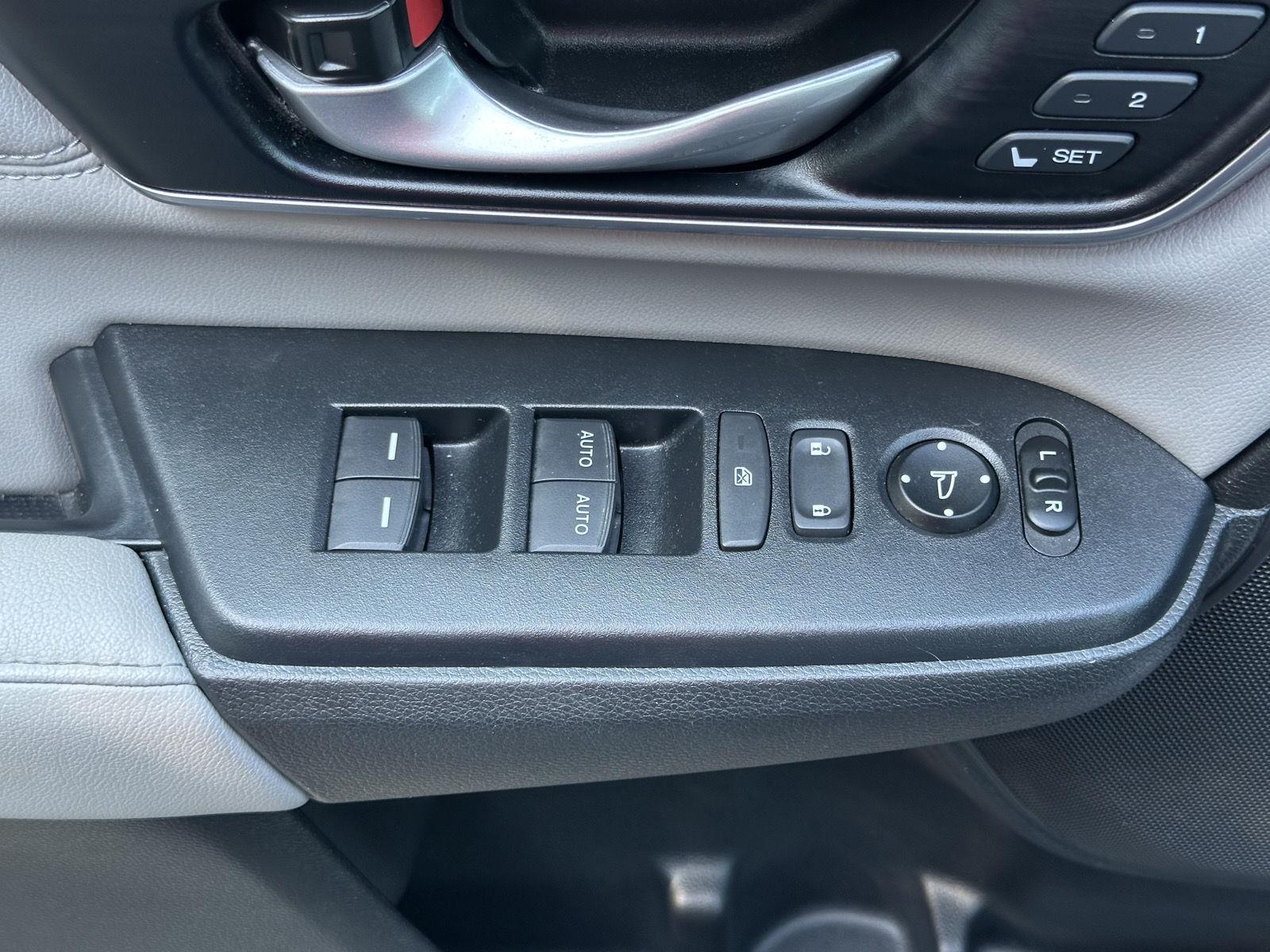 2022 Honda CR-V EX-L photo 13