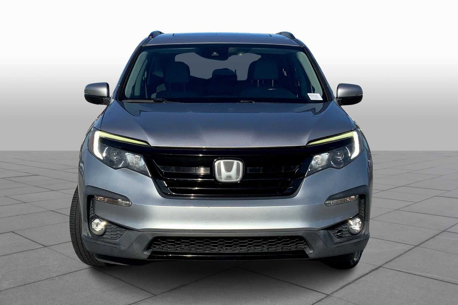2021 Honda Pilot Special Edition photo 3