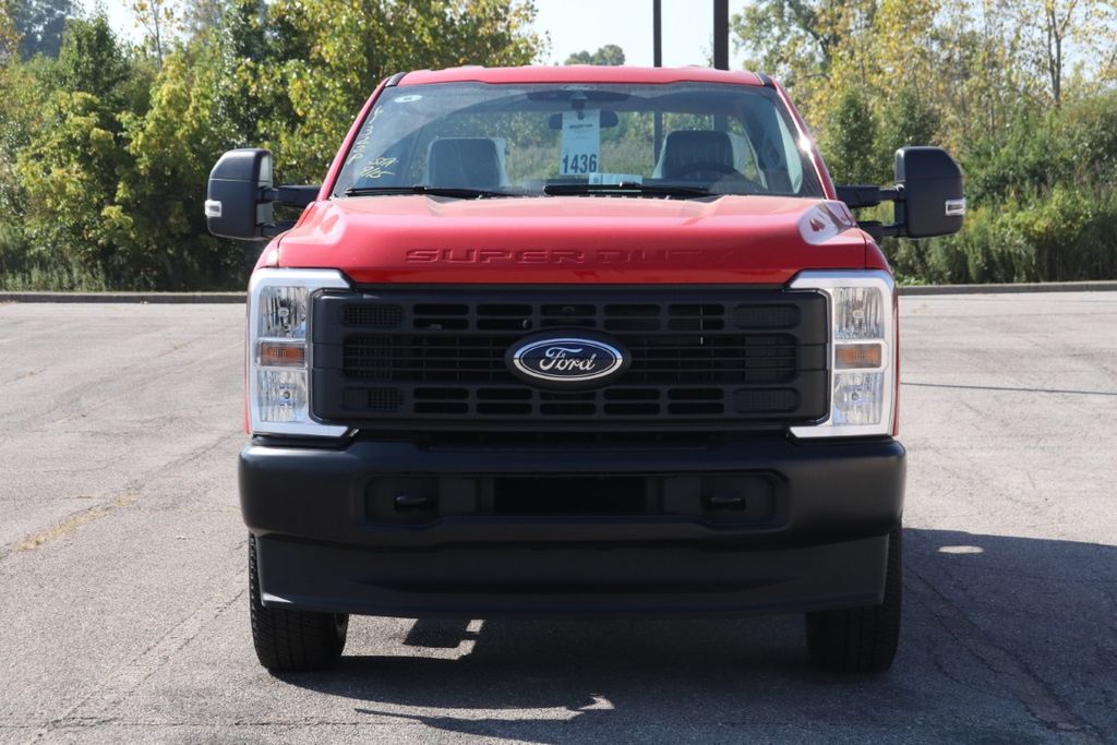 2026 Ford F-250 photo 2