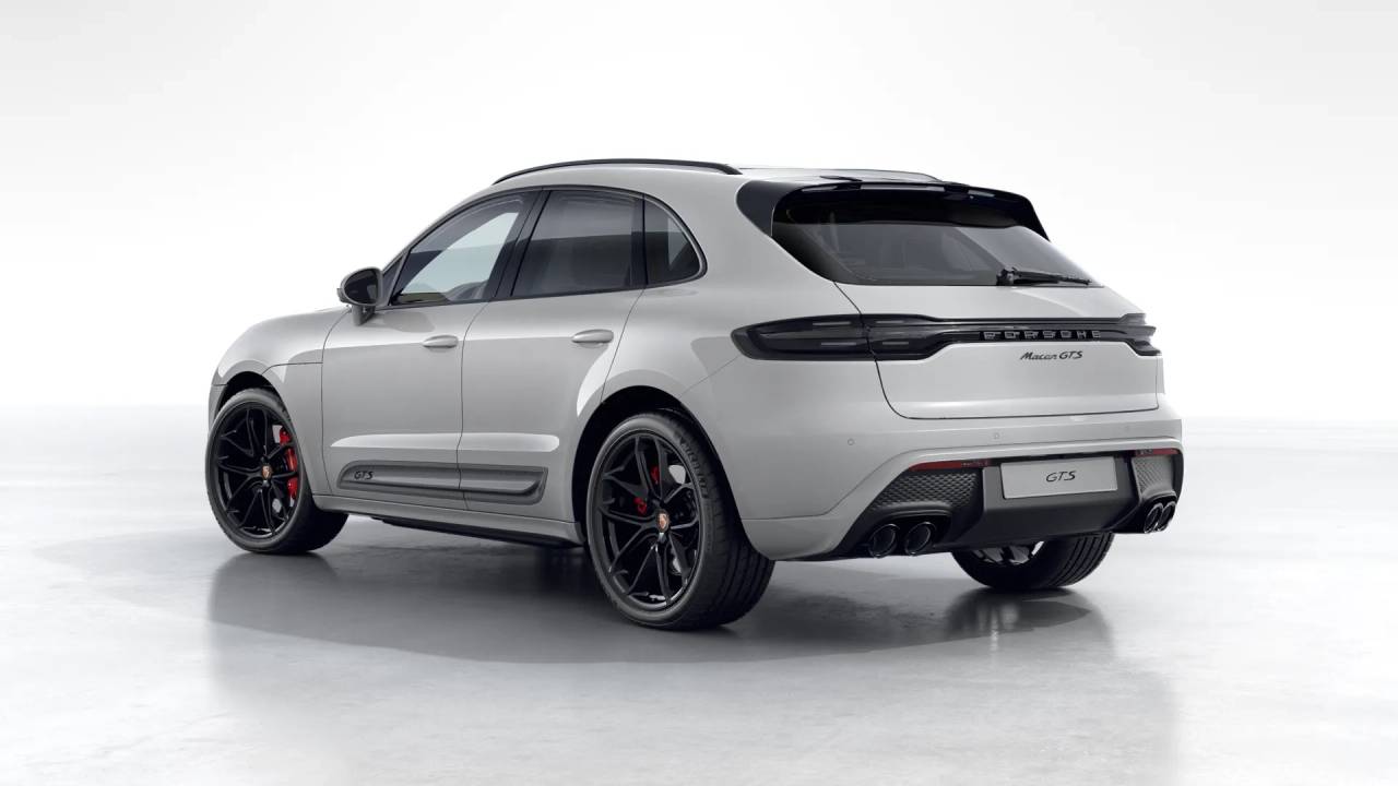 2026 Porsche Macan GTS photo 2