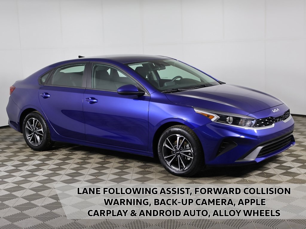 2023 Kia Forte LXS's photo