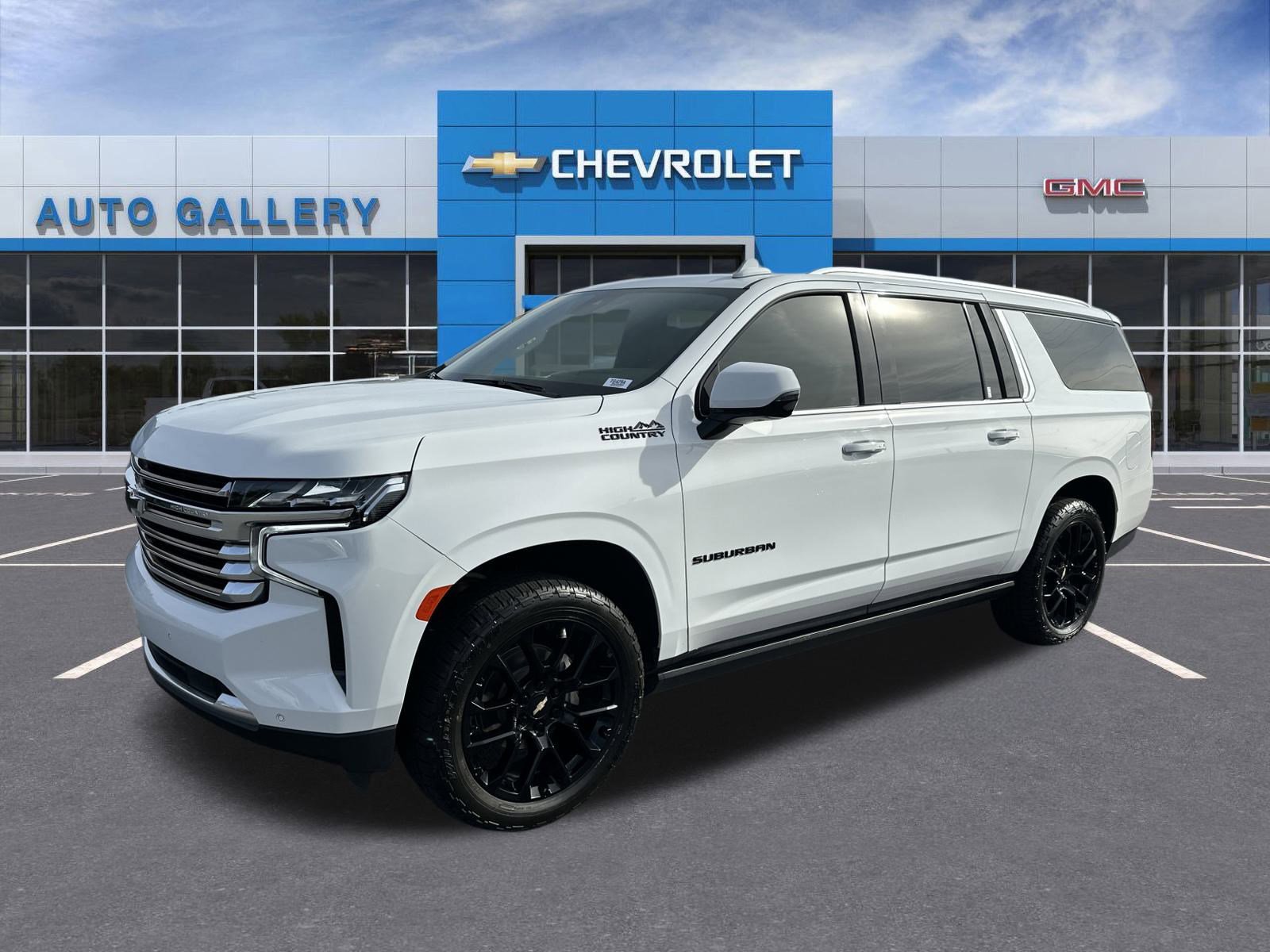 2023 Chevrolet Suburban High Country's photo