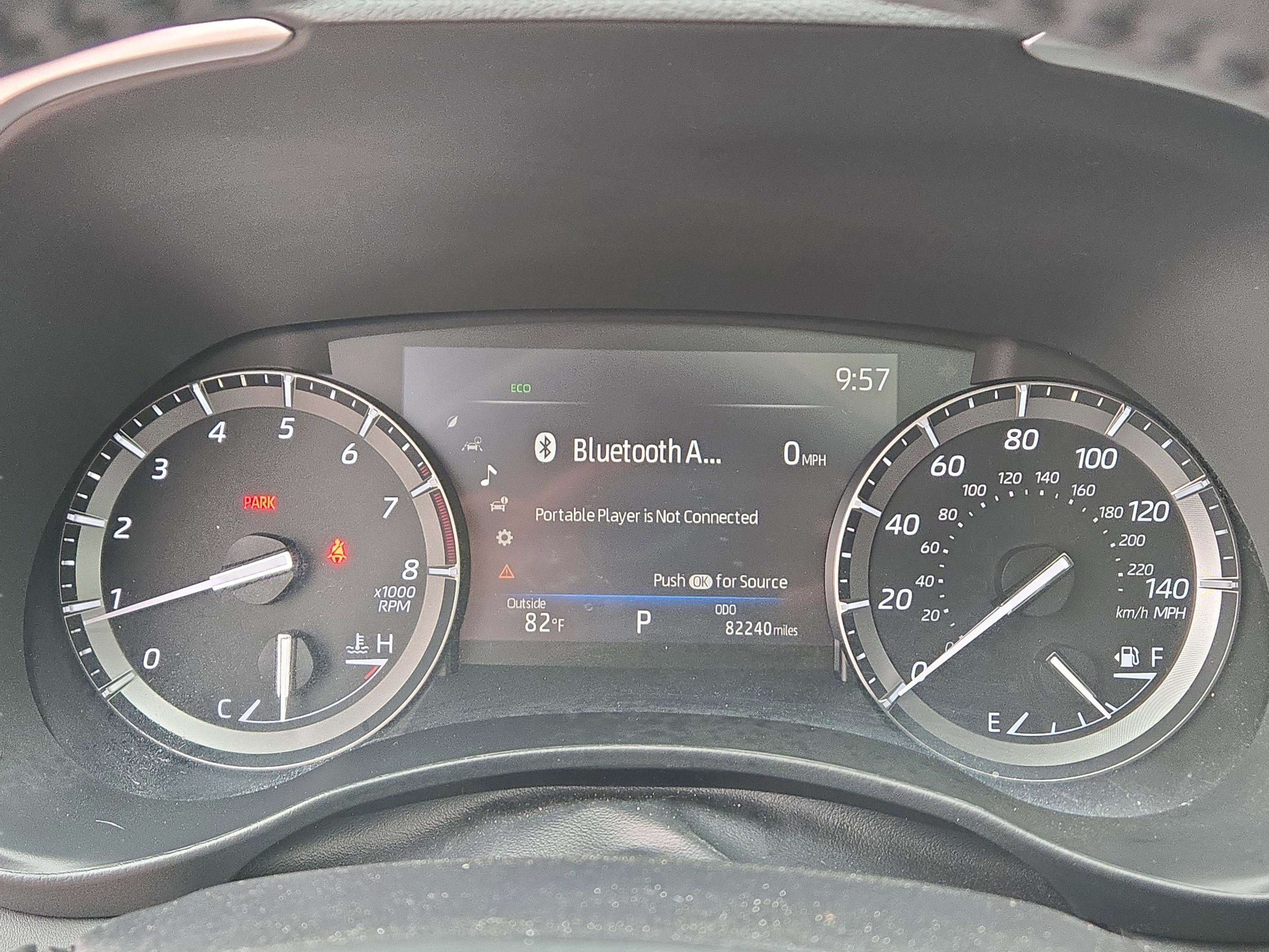 2021 Toyota Highlander XLE photo 23