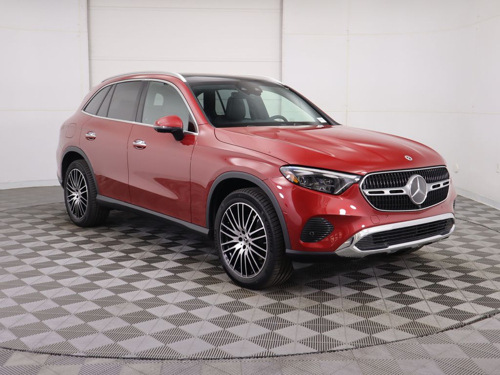2026 Mercedes Benz GLC 300 photo 3