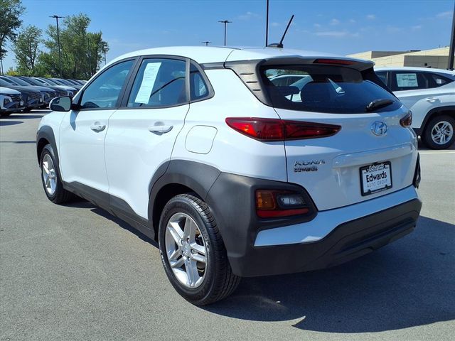 2021 Hyundai Kona SE photo 2