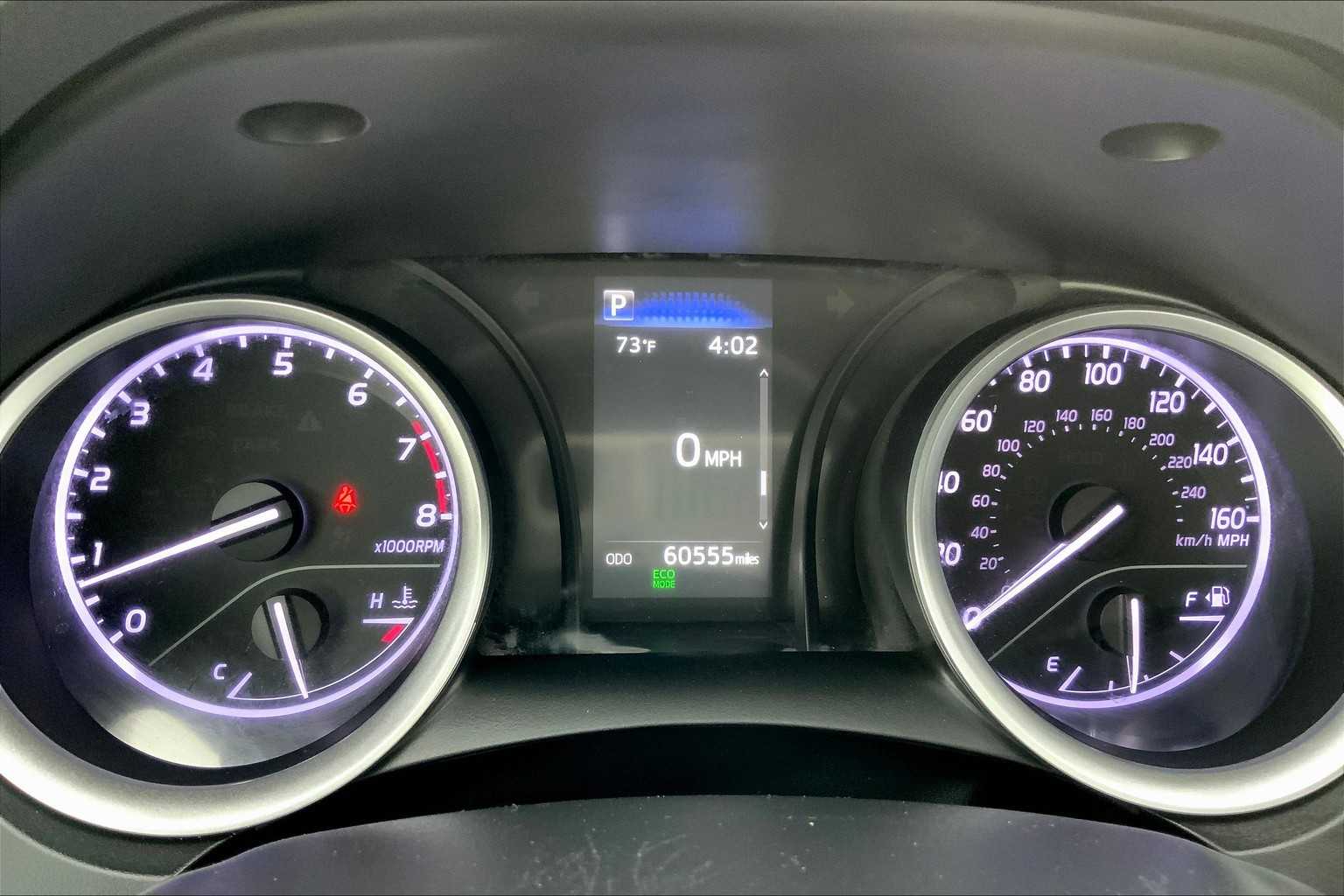 2022 Toyota Camry LE photo 24