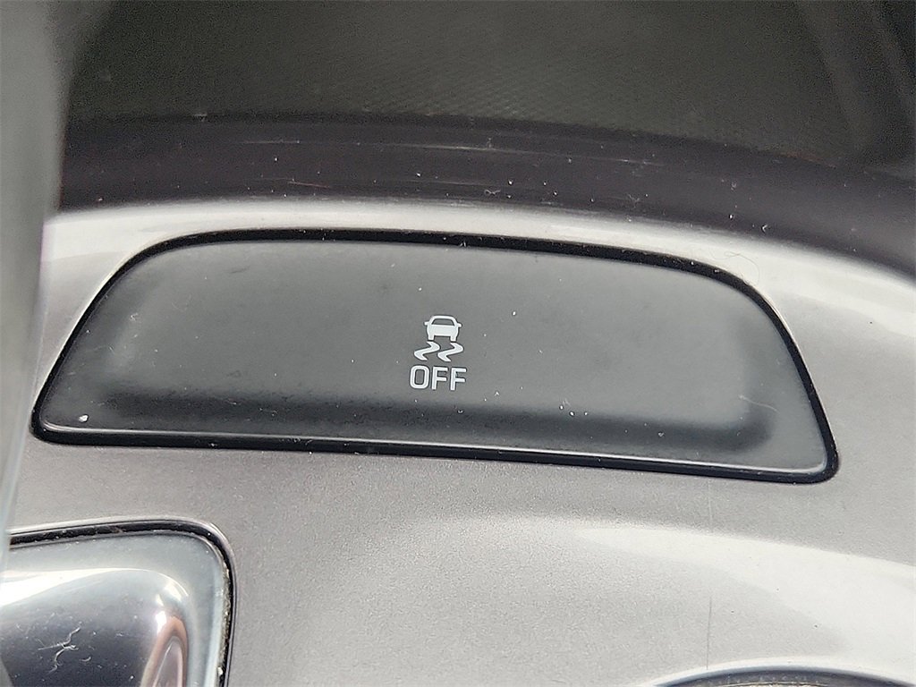 2018 Chevrolet Malibu 1LT photo 21