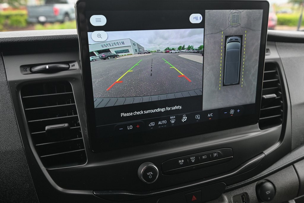 2025 Ford Transit photo 30