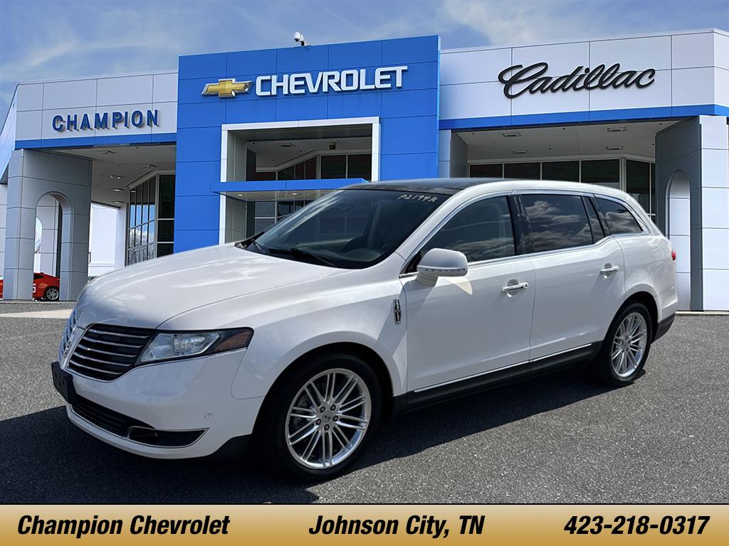 2019 Lincoln MKT Base