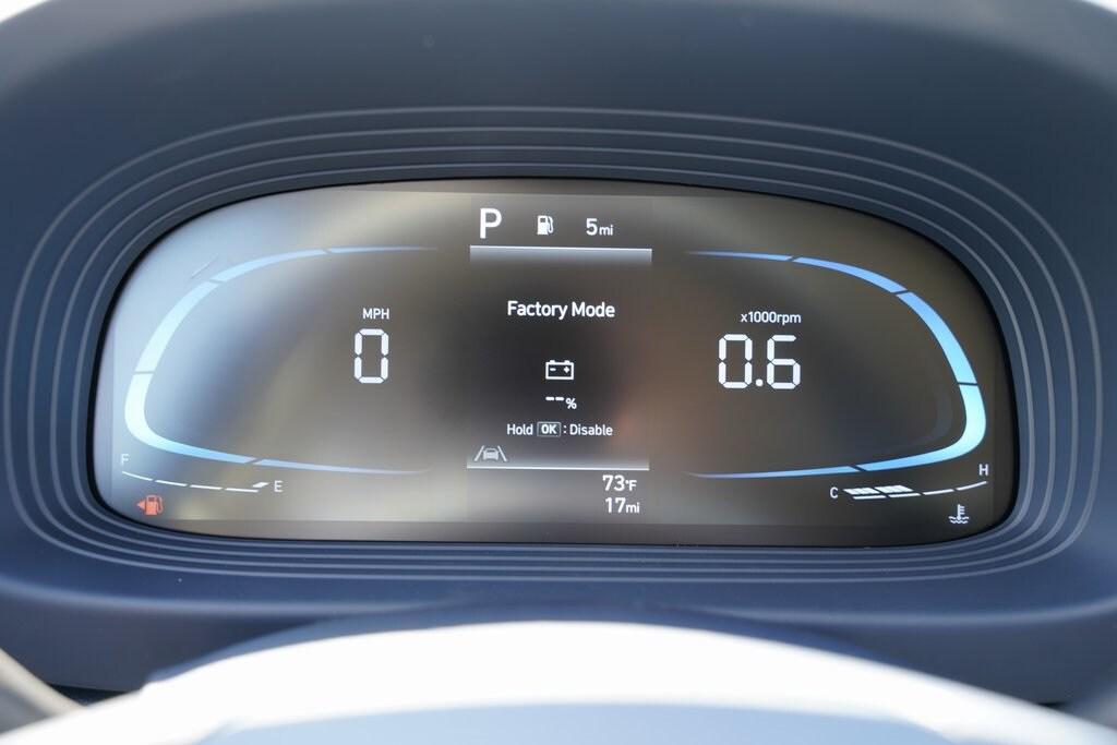 2025 Hyundai Venue Limited photo 30