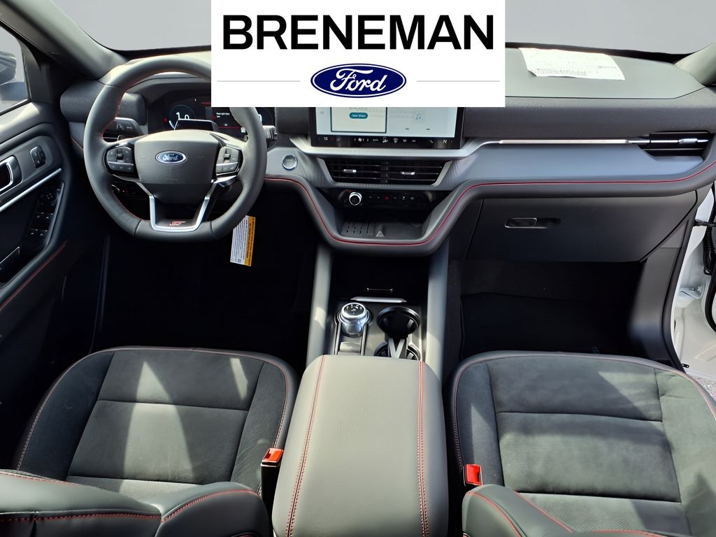 2025 Ford Explorer ST photo 5