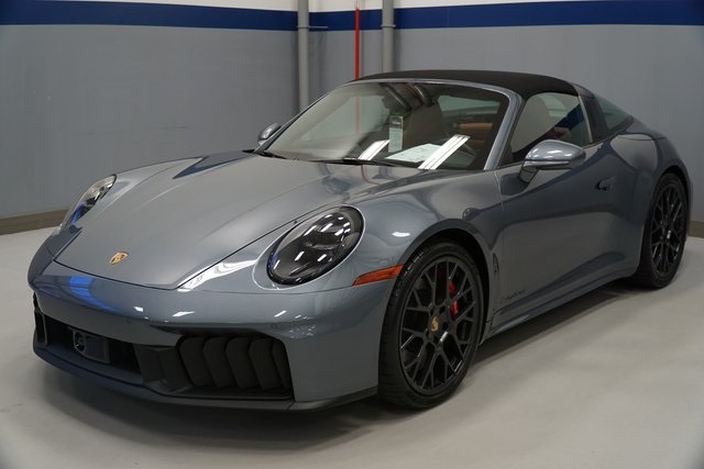 2026 Porsche 911 GTS