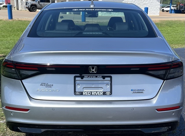 2024 Honda Accord Hybrid Touring photo 2
