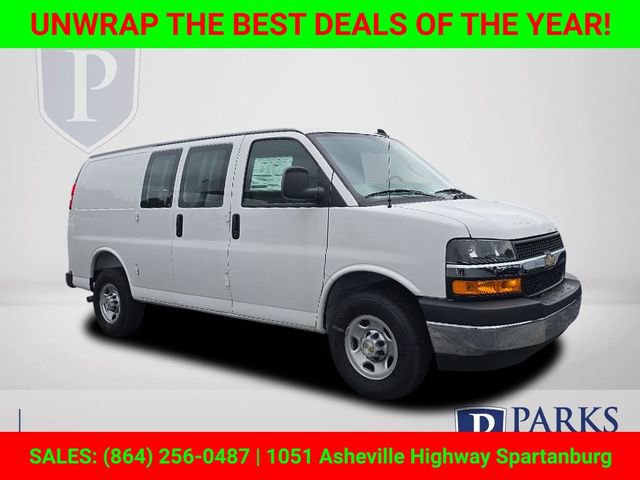 2025 Chevrolet Express Cargo Work Van's photo