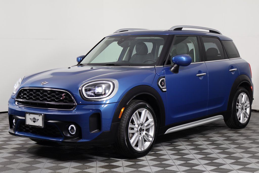 2023 MINI Countryman S's photo