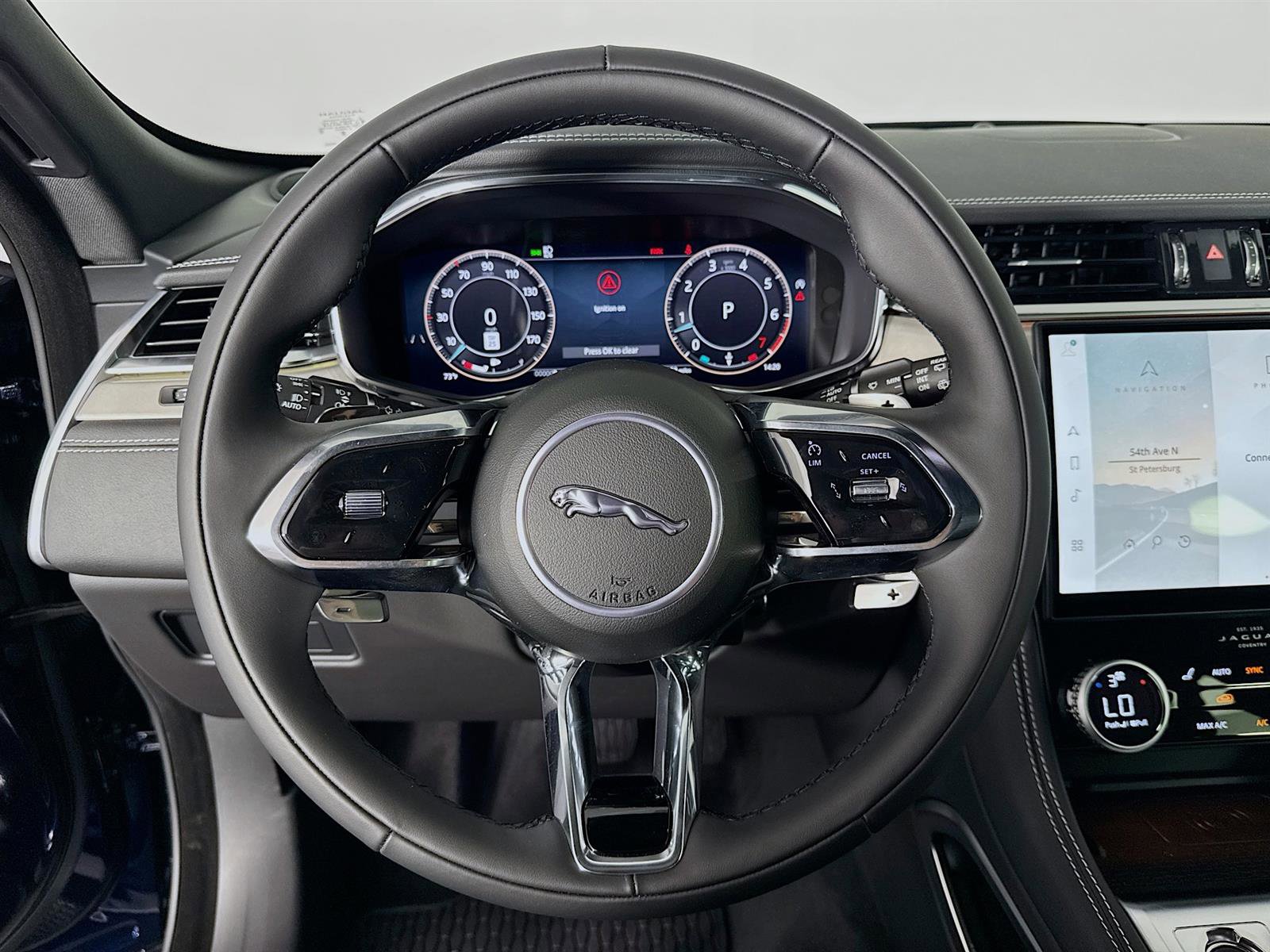 2026 Jaguar F-PACE P250 R-Dynamic S photo 11