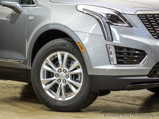 2025 Cadillac XT5 Luxury photo 3