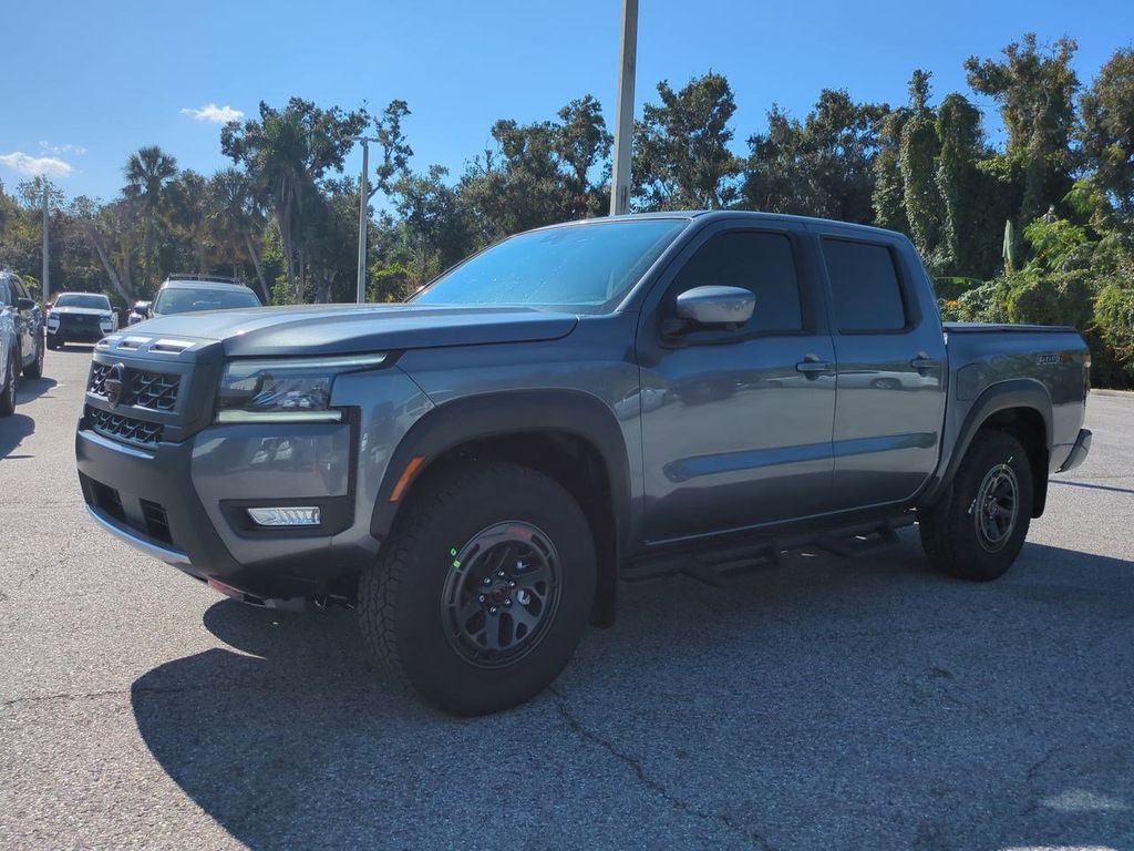 2026 Nissan Frontier PRO-4X photo 2