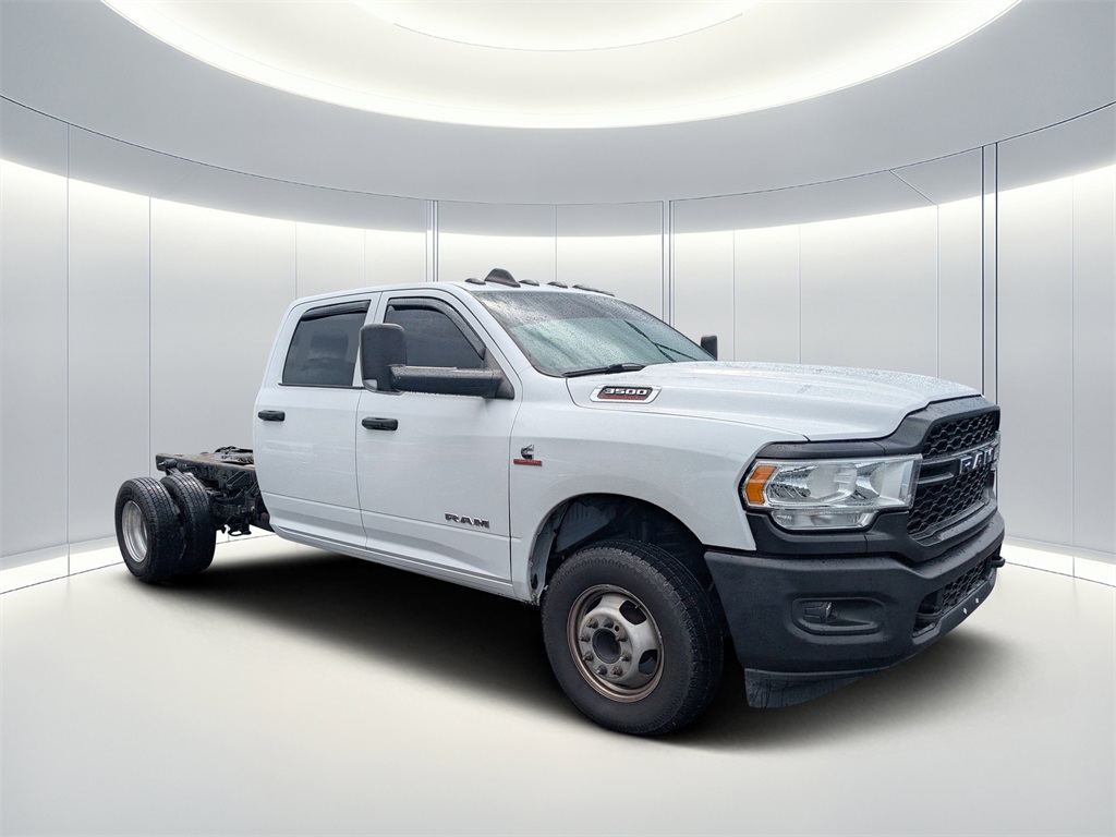 2022 RAM Ram 3500 Chassis Cab Tradesman's photo