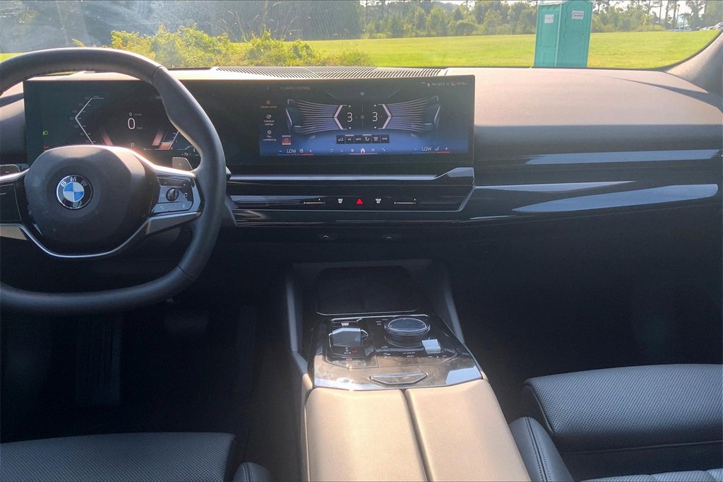 2025 Bmw 530i photo 6