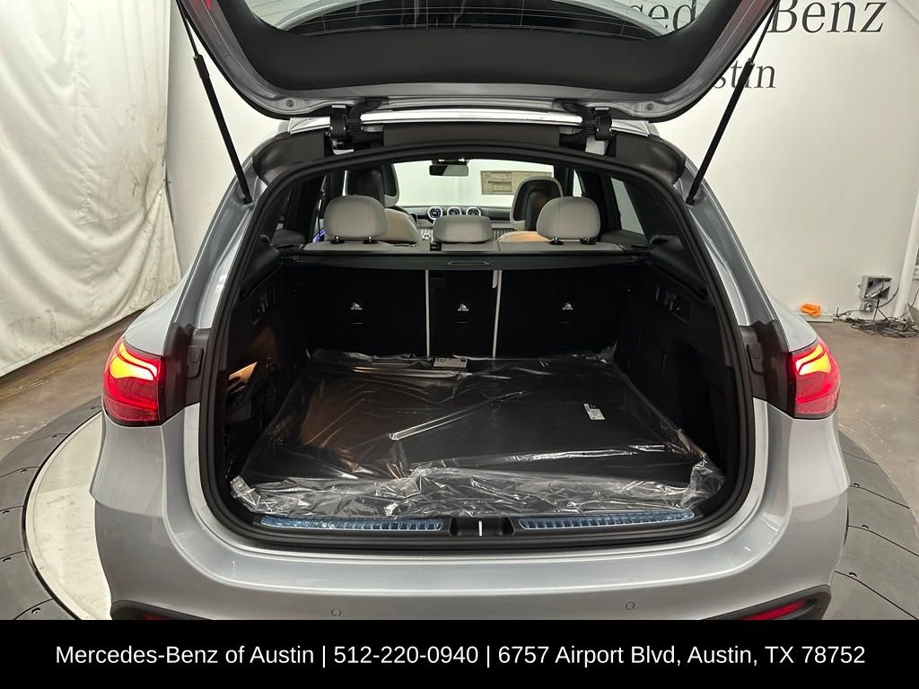 2025 Mercedes Benz GLC 300 4MATIC photo 18