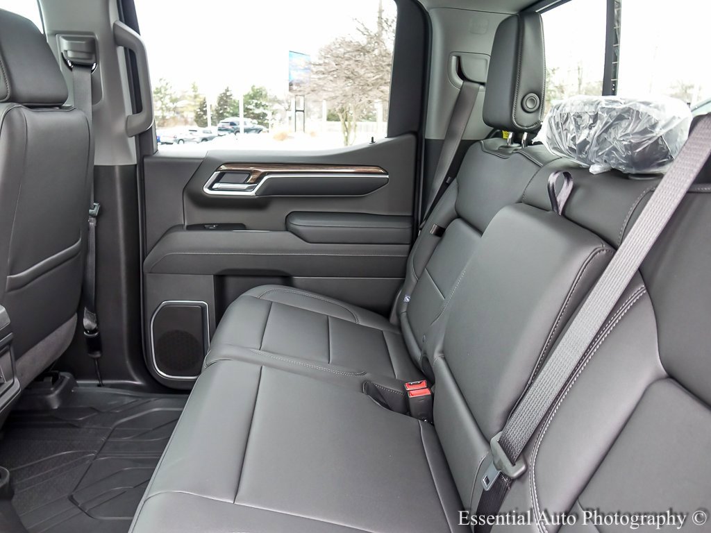 2026 CHEVROLET SILVERADO - Image 12