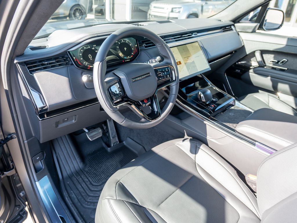 2025 Land Rover Range Rover Sport photo 11