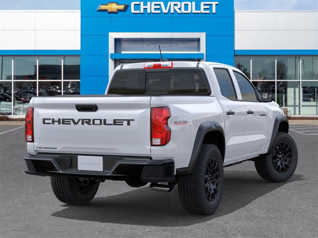 2026 Chevrolet Colorado Trail Boss photo 3