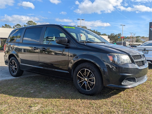 2017 Dodge Grand Caravan SE Plus's photo