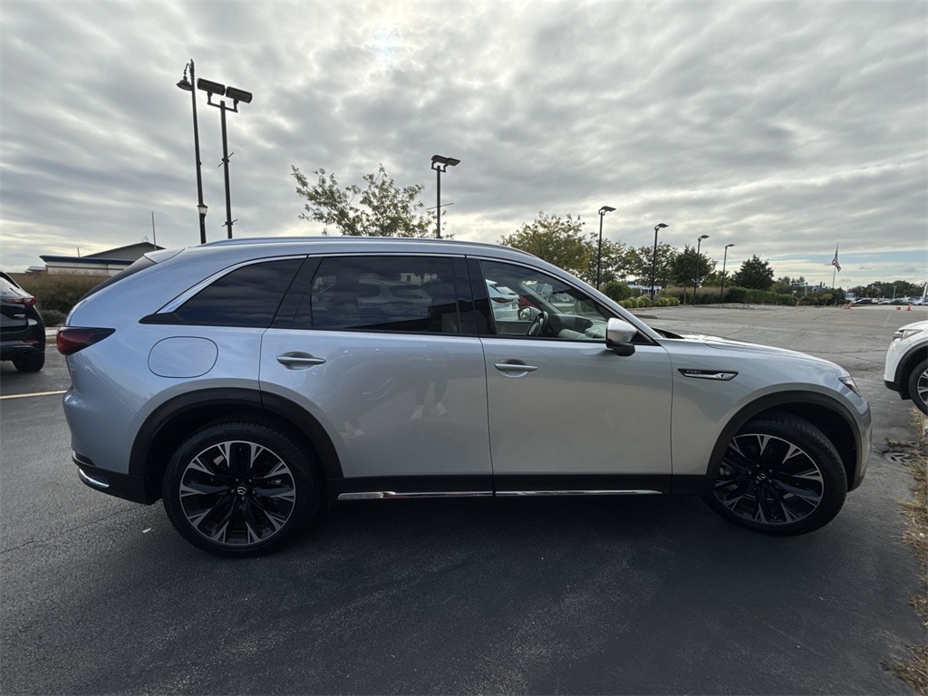 2024 Mazda CX-90 Plug-in Hybrid Premium photo 4