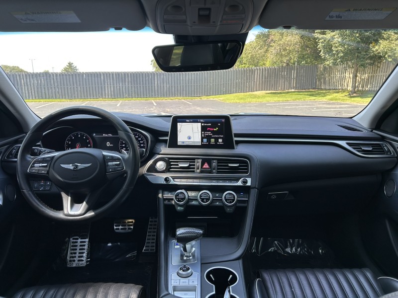 2021 Genesis G70 3.3T photo 9