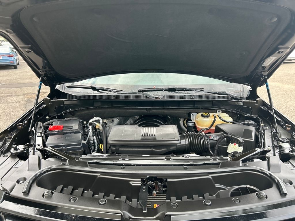2022 Chevrolet Suburban Z71 photo 12