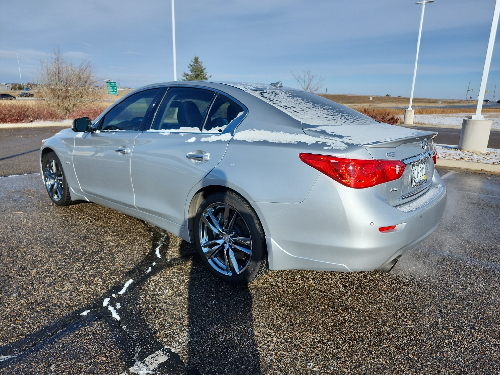 2016 Infiniti Q50 3.0t Sport photo 3