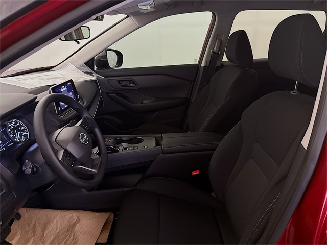 2025 Nissan Rogue S photo 6