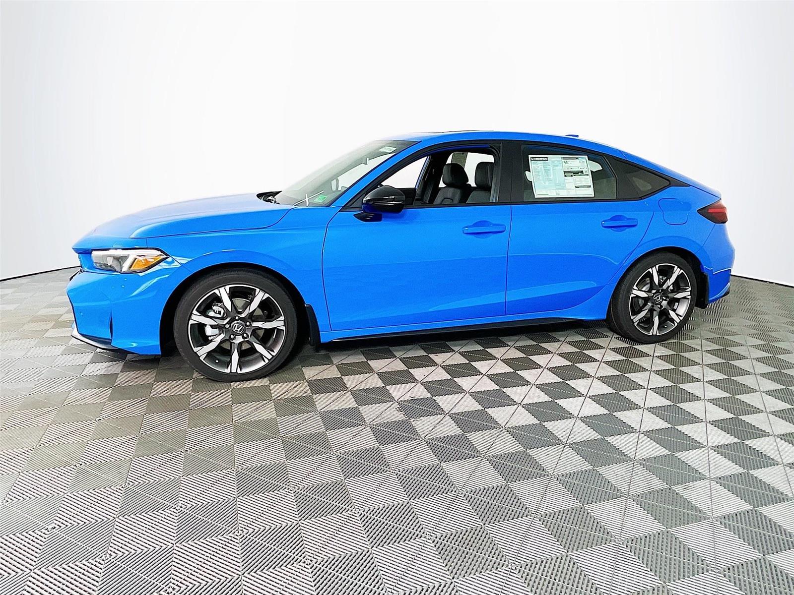 2026 Honda Civic Hybrid Sport Touring Hatchback photo 3