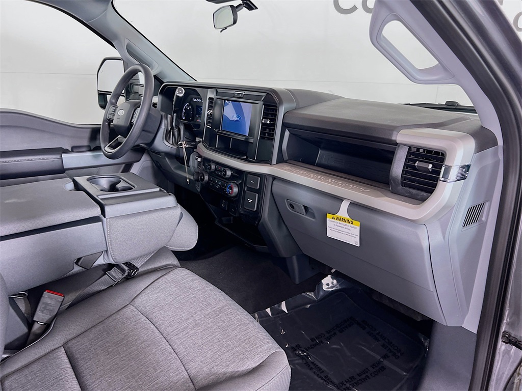 2025 Ford F-350 XL photo 24