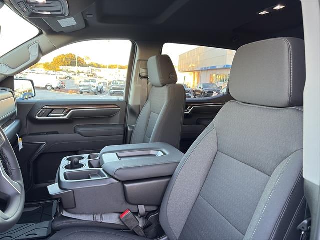 2026 Chevrolet Silverado 1500 RST photo 4