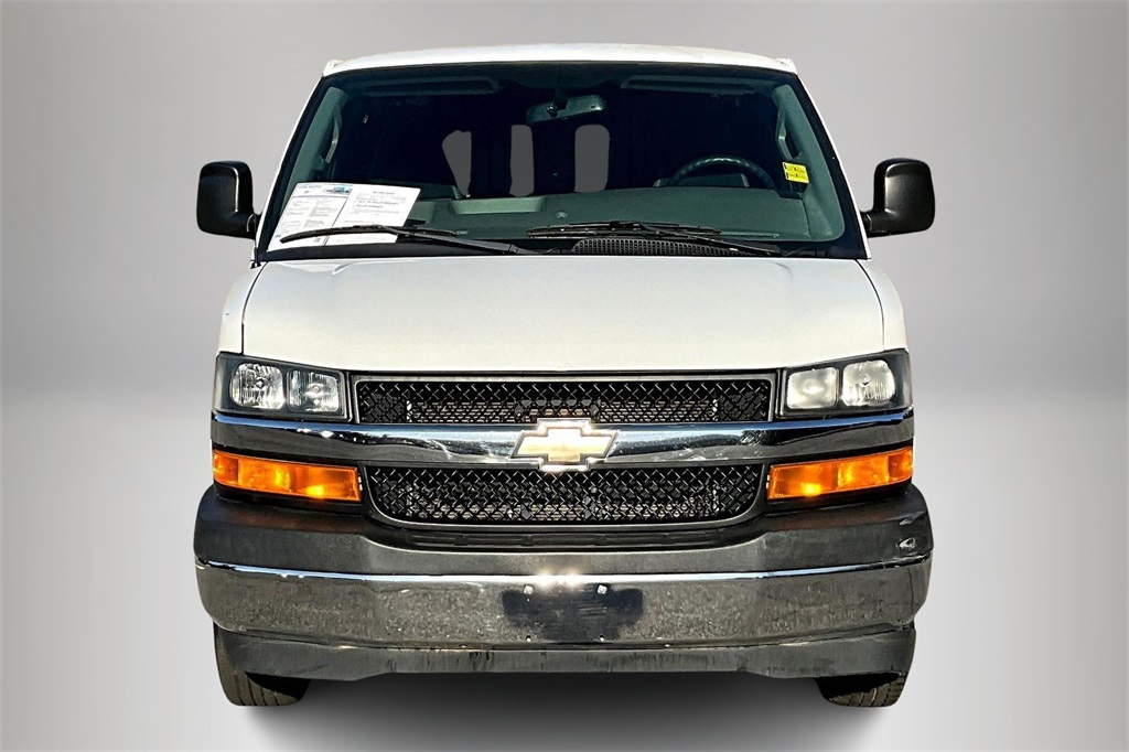 2019 Chevrolet Express Cargo 2500 Work Van photo 3
