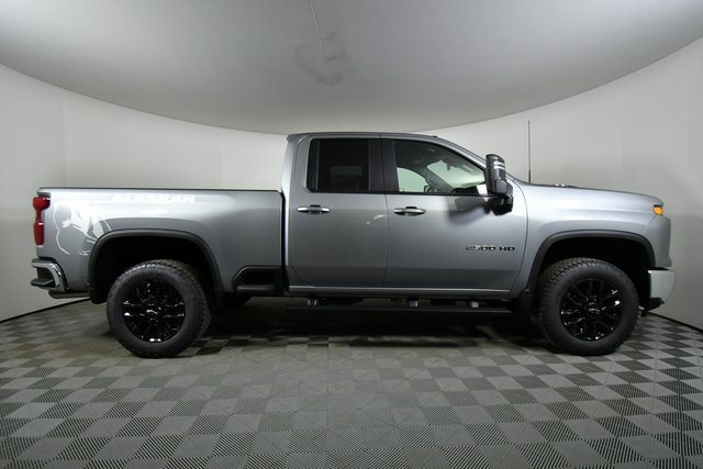 2026 Chevrolet Silverado 2500HD LT photo 14