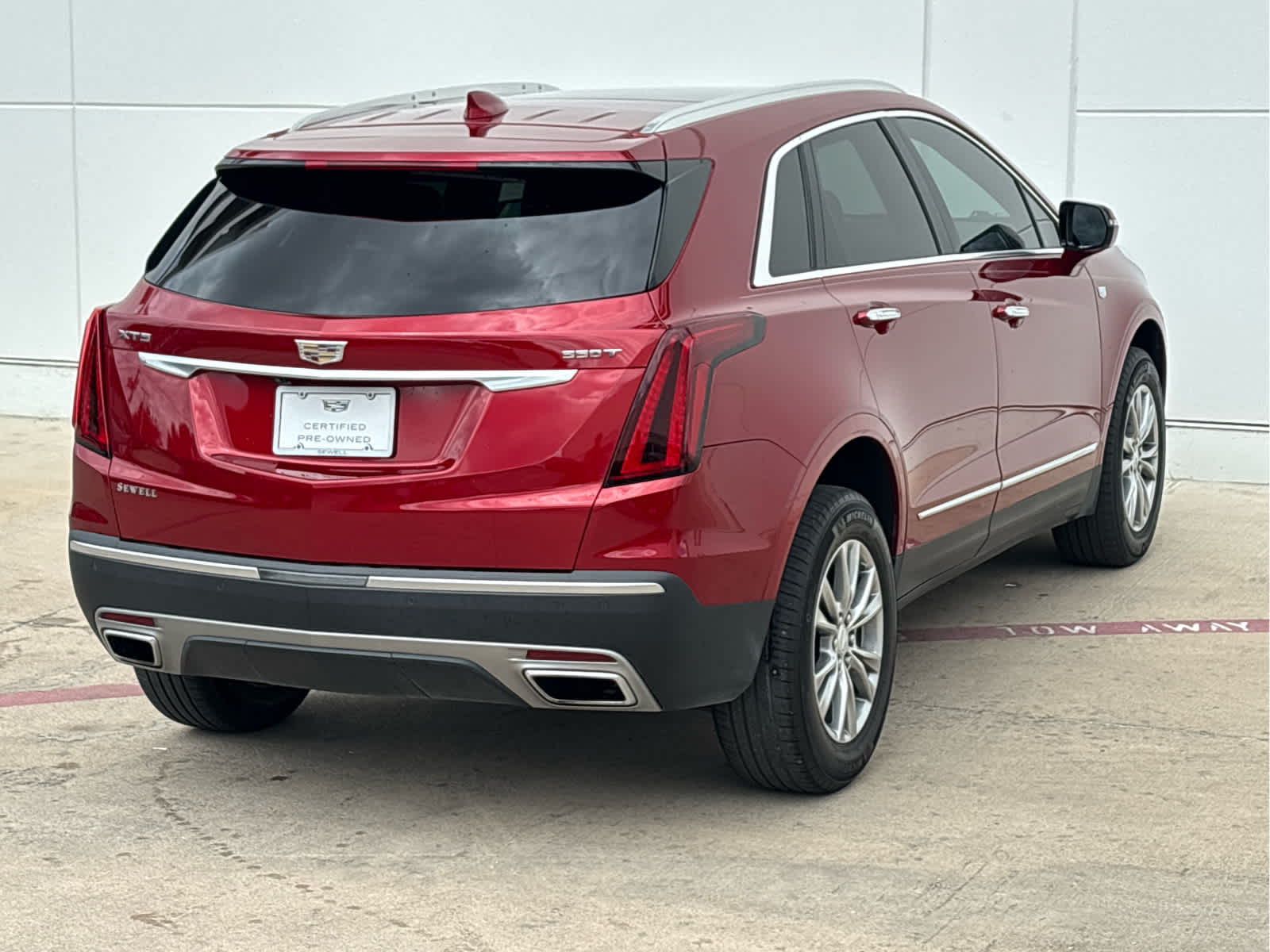 2023 Cadillac XT5 Premium Luxury photo 4